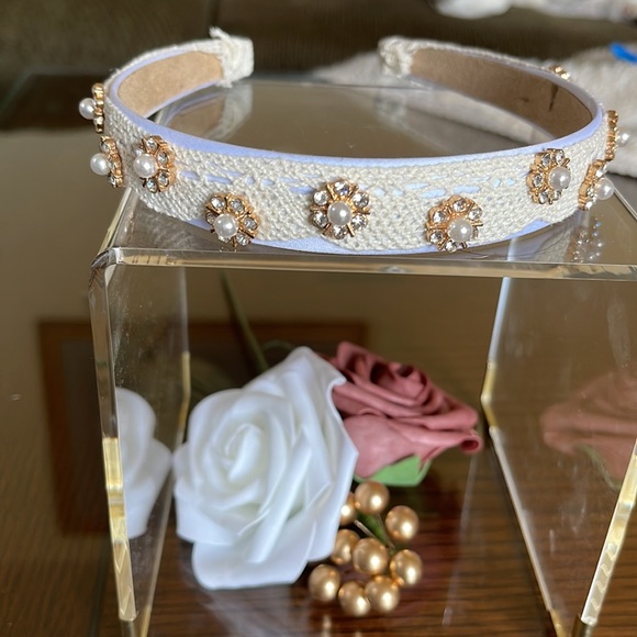 Women’s Headband - Picture 1 of 5